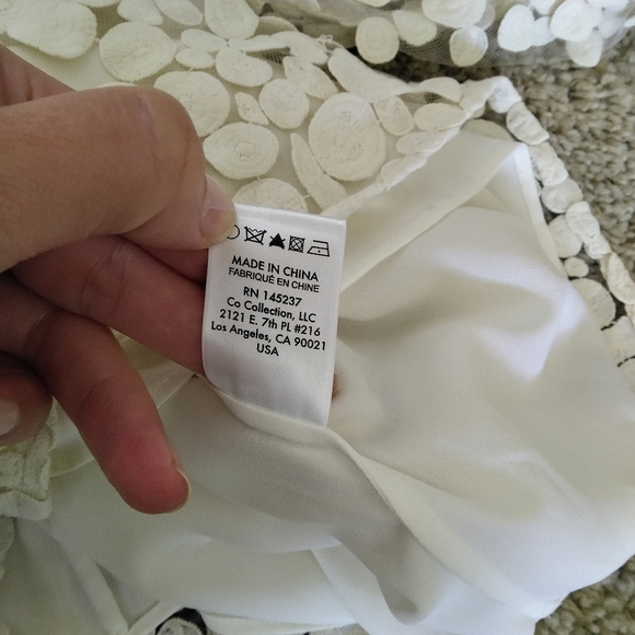Co Collection Women’s Blouse Circle Embroidered Top in Cream Blouse S - Picture 9 of 9